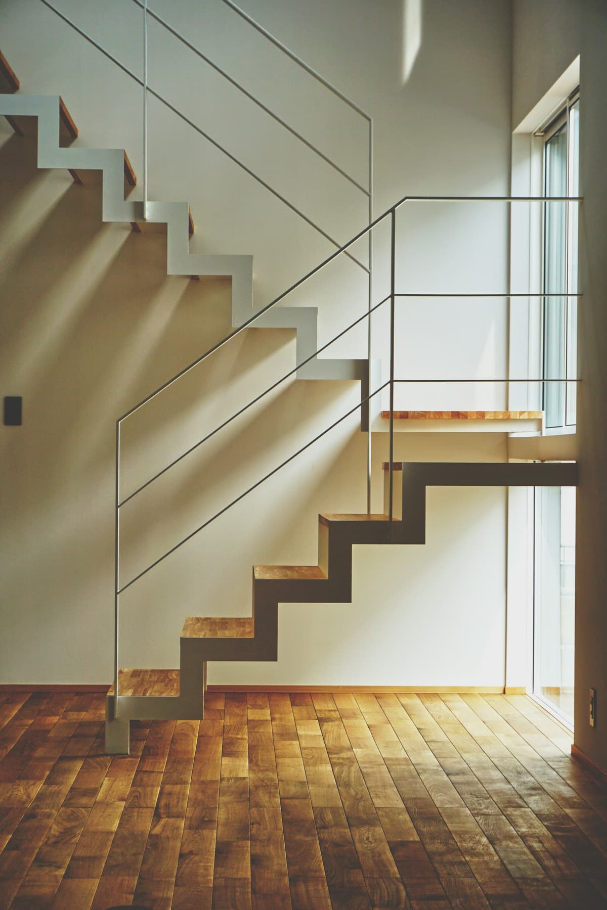Ouvrir un plancher, c'est déplacer des charges.